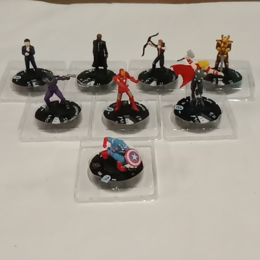 Marvel The avenger booster pack game piece